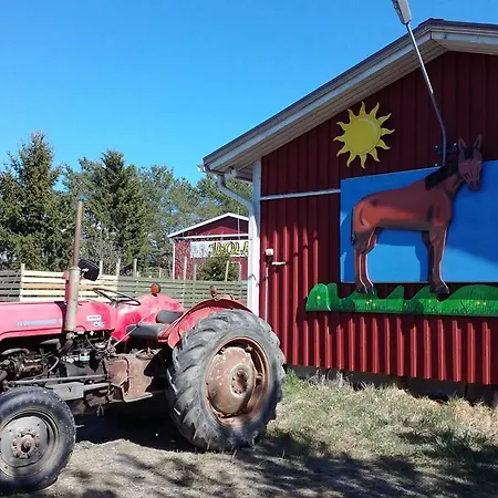 ファームステイ Ilola Maatilamatkailu バルケアコスキ