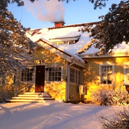 ファームステイ Ilola Maatilamatkailu